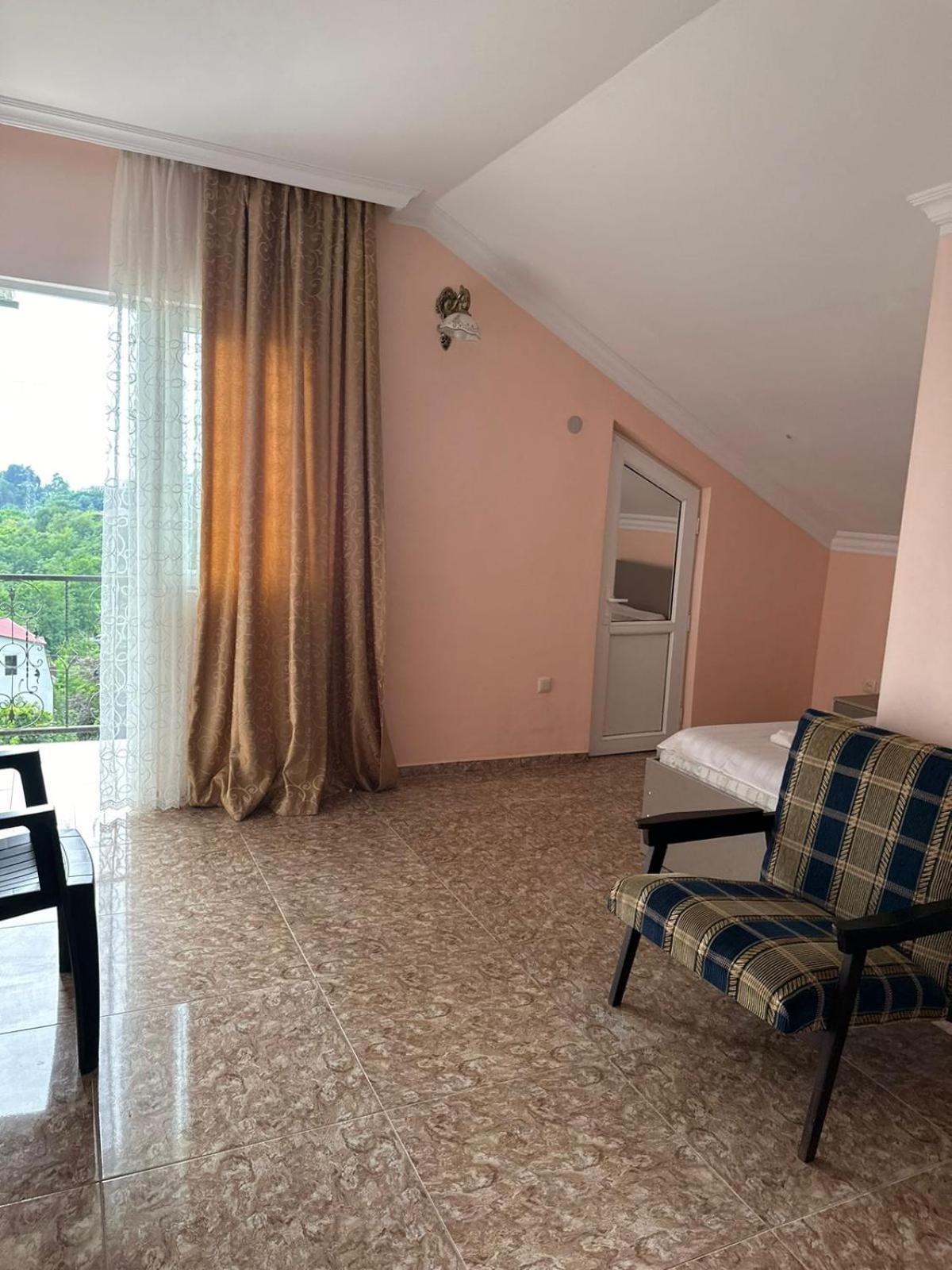 Shamil House Guest House Makhinjauri Bagian luar foto